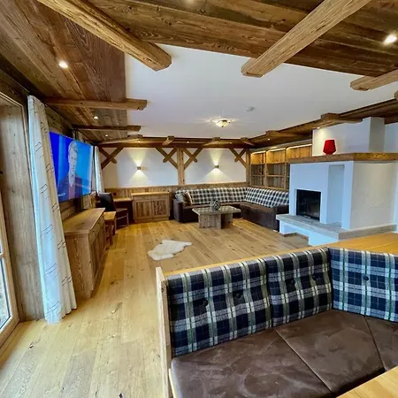 Moesern Steinplatte Apartment *