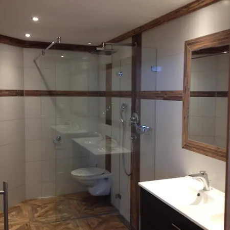 Moesern Steinplatte Unken