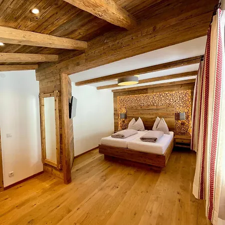 Apartment Moesern Steinplatte Unken