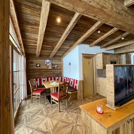 Moesern Steinplatte Appartement